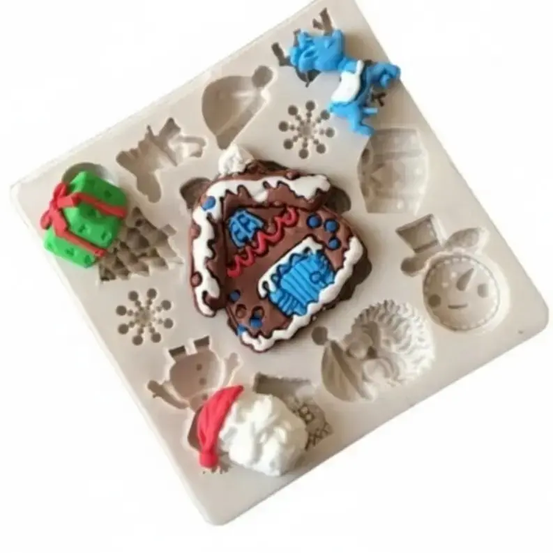 12-In-1 Festive Silicone Mold – Houses, Gifts, Snowmen & Seasonal Motifs (Fm162) 1