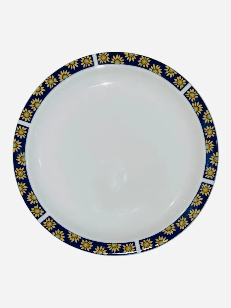 Blue-Trimmed Appetizer & Dessert Plates With Yellow Daisies 1