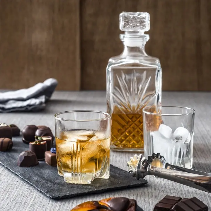 Bormioli Rocco Selecta 8-Piece Premium Whisky Tumbler Set 1