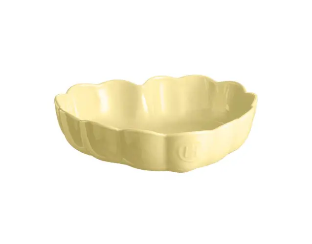 Emile Henry Vanilla Heart-Shaped Madeleine Dish 1