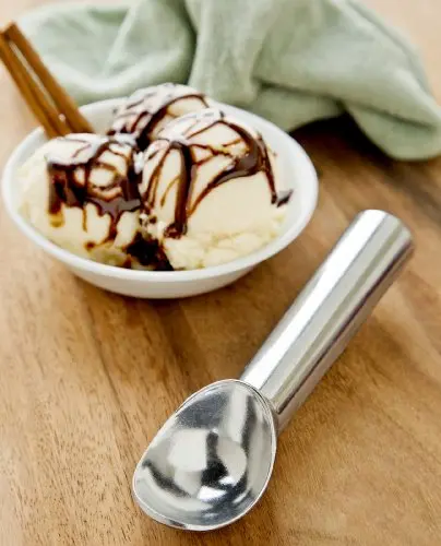 Fox Run Heavy-Duty Ice Cream Scoop With Release Lever 1