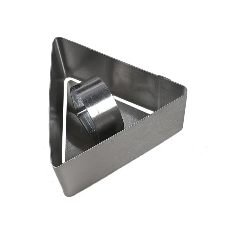 Geometric Triangle Cake Mold For Artisanal Baking 1