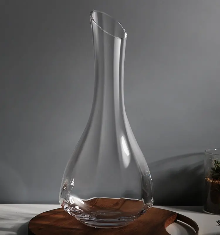 Handblown Crystal Elixir Wine Decanter – Artisanal Serving Piece 1