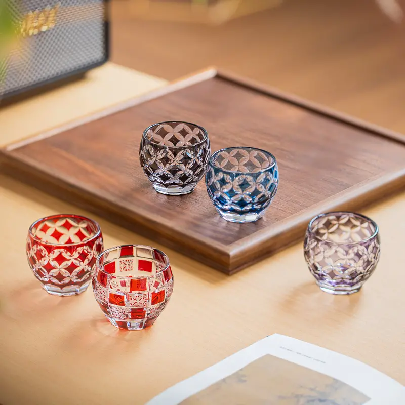 Hikari-No-Ha Edo Kiriko Guinomi – Light-Leaf Pattern Sake Cups With Reflective Cuts 1