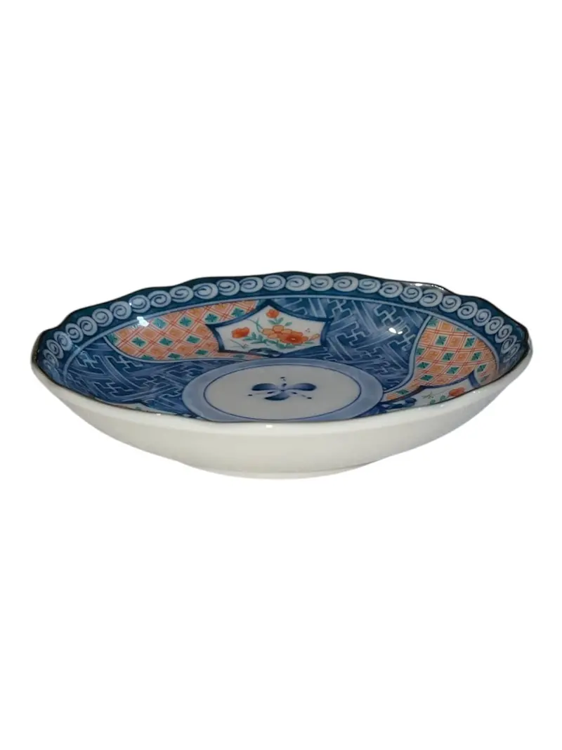Japanese Porcelain Small Dish – Traditional Craftsmanship 1