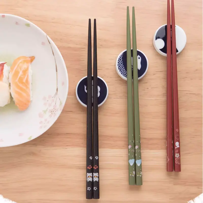 Kazoku Hana Chopstick Set – Five-Piece Floral-Themed Japanese Utensils 1