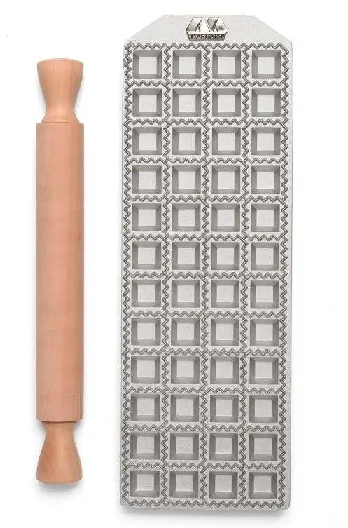 Marcato Ravioli Maker Kit – Mold + Rolling Pin (1 Inch / 2.5 Cm) 1