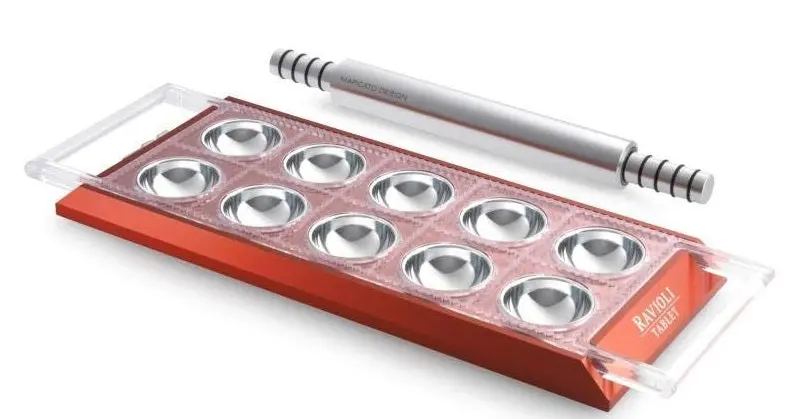 Marcato Red Ravioli Maker Tablet With Stamping Plates 1