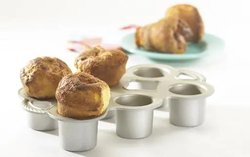 Nordic Ware Grand Popover Pan (6-Cup) 1