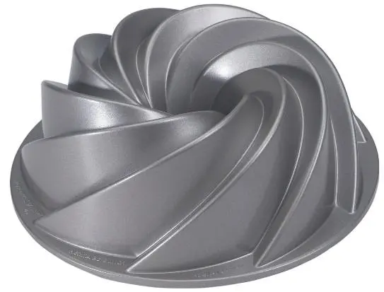 Nordic Ware Heritage Collection Bundt Pan 1