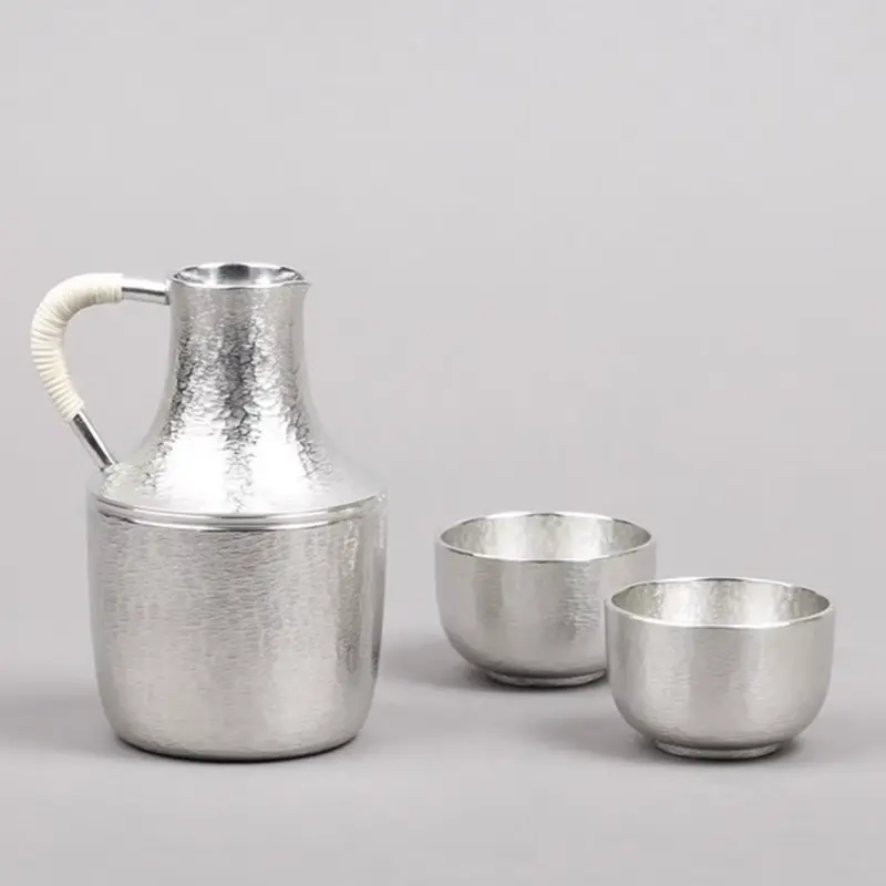 Osaka-Made Tin Sake Set By Suzuki Craftsmen 1