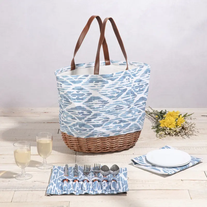 Promenade Woven Picnic Basket Set – Fully Equipped For Outdoor Dining 1