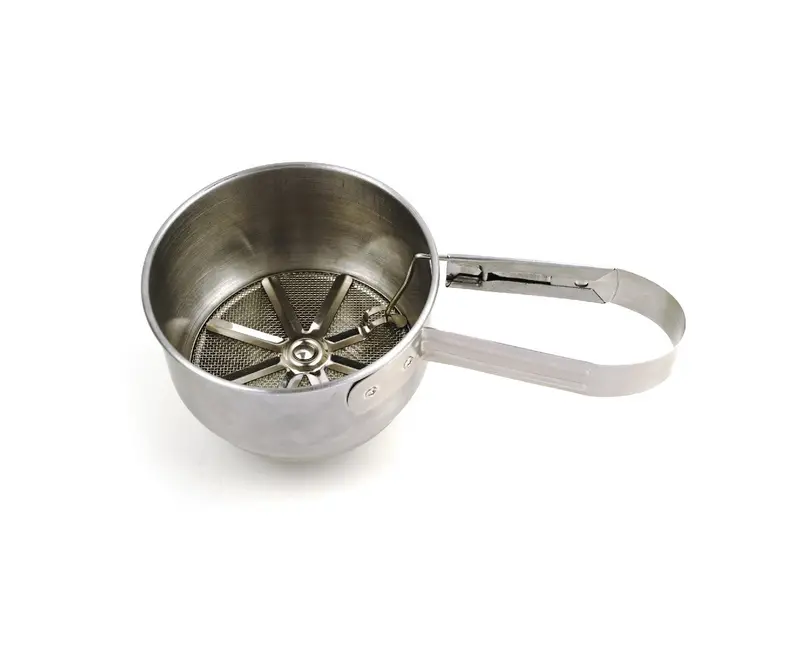Retro-Style 1-Cup Manual Flour Sifter 1
