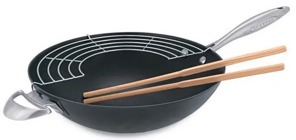 Scanpan Professional 32Cm Wok Kit With Steam Rack & Bamboo Utensils 1