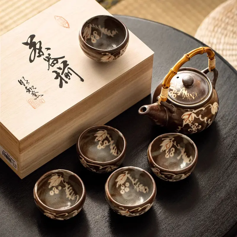 Shino-Glazed Haruaki Spring-Inspired Tea Set 1