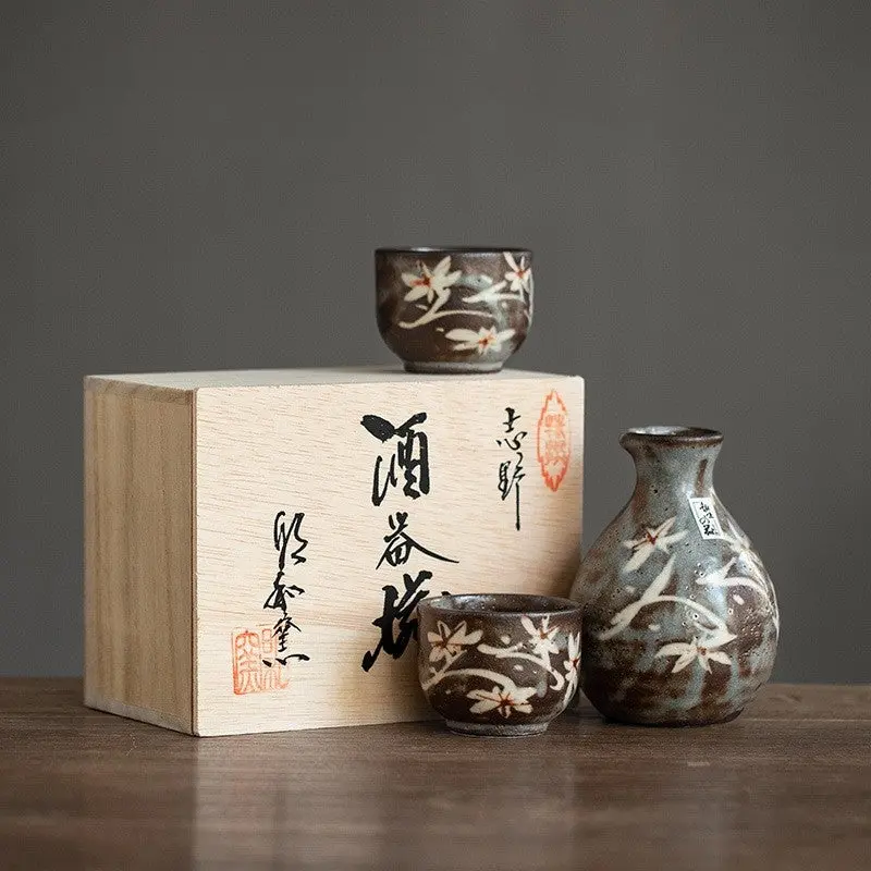 Shino Glazed Sake Set: Aki No Sasayaki Autumn Whisper Design 1