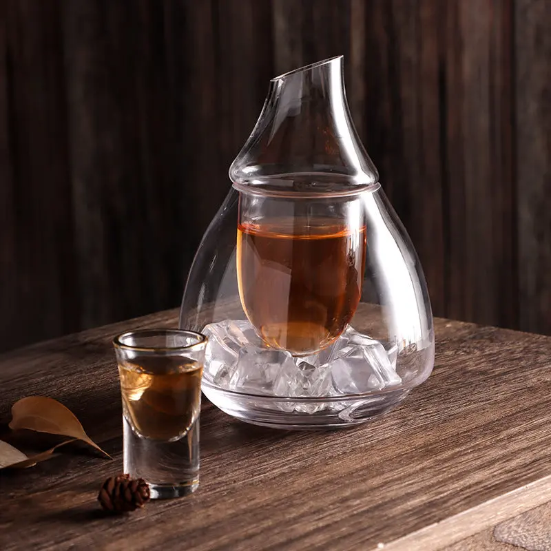Two-Tier Spirit Decanter – Modern Glass Serving Set 1