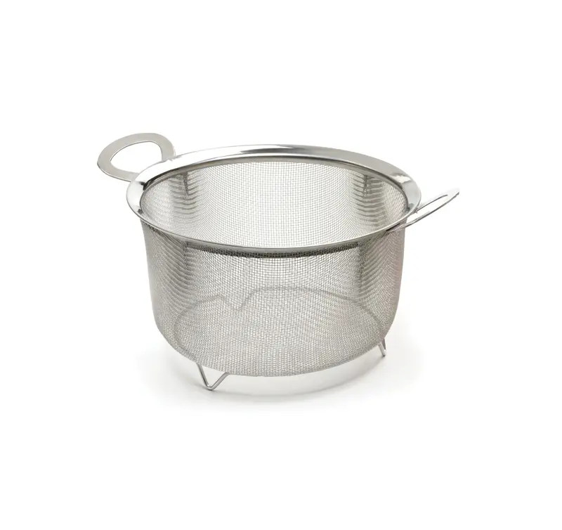 Wide-Rim Stainless Steel Mesh Strainer Basket 1