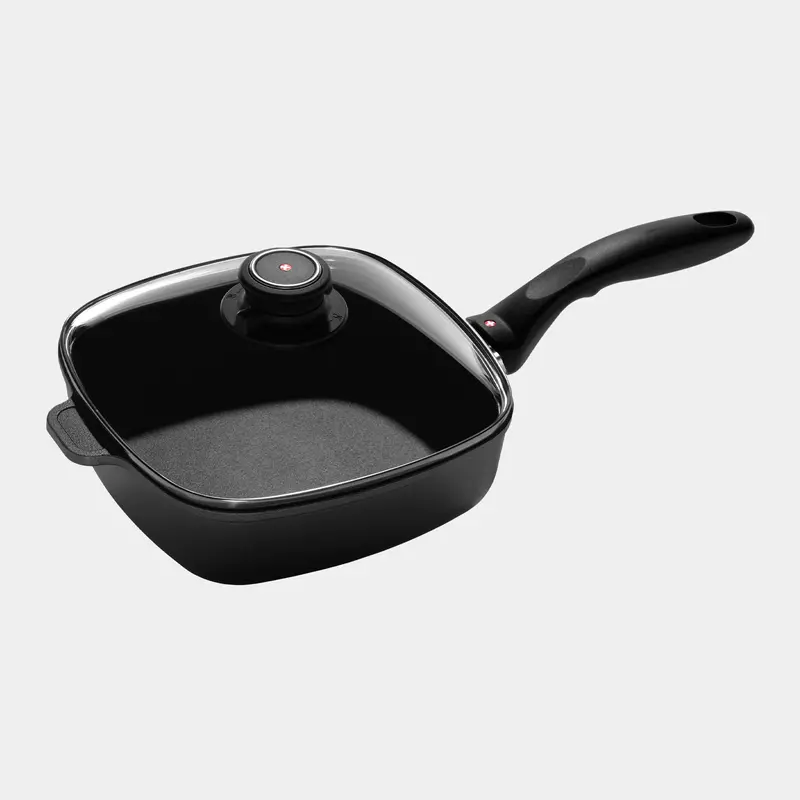 Xd Nonstick Square Saute Pan With Clear Glass Lid – Induction-Ready 1