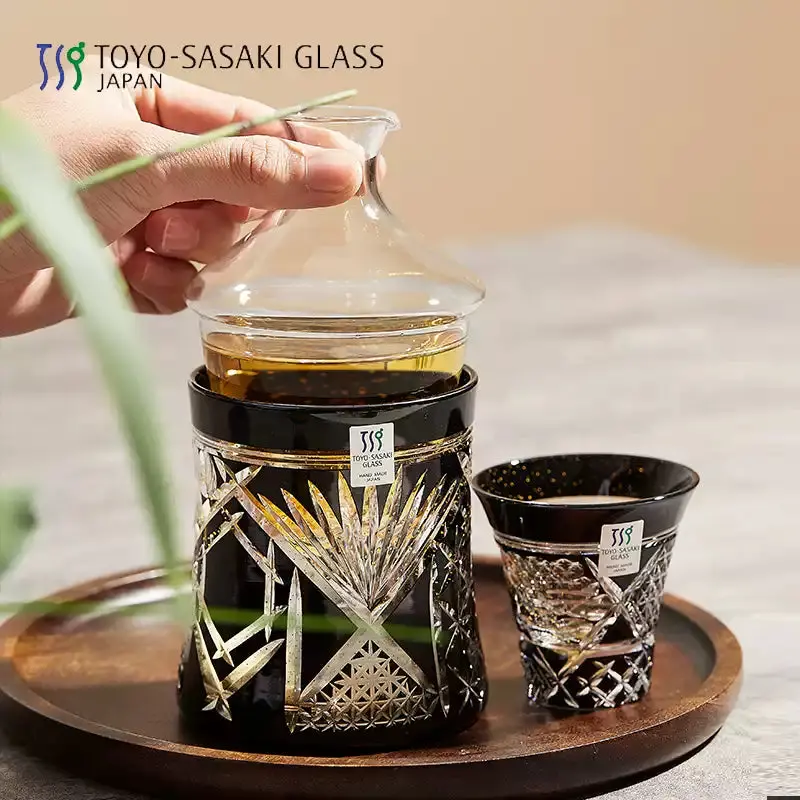 Yachiyogama Kinpaku Kuro Kiriko Sake Set – Black Cut-Glass Sake Collection By Toyo-Sasaki 1
