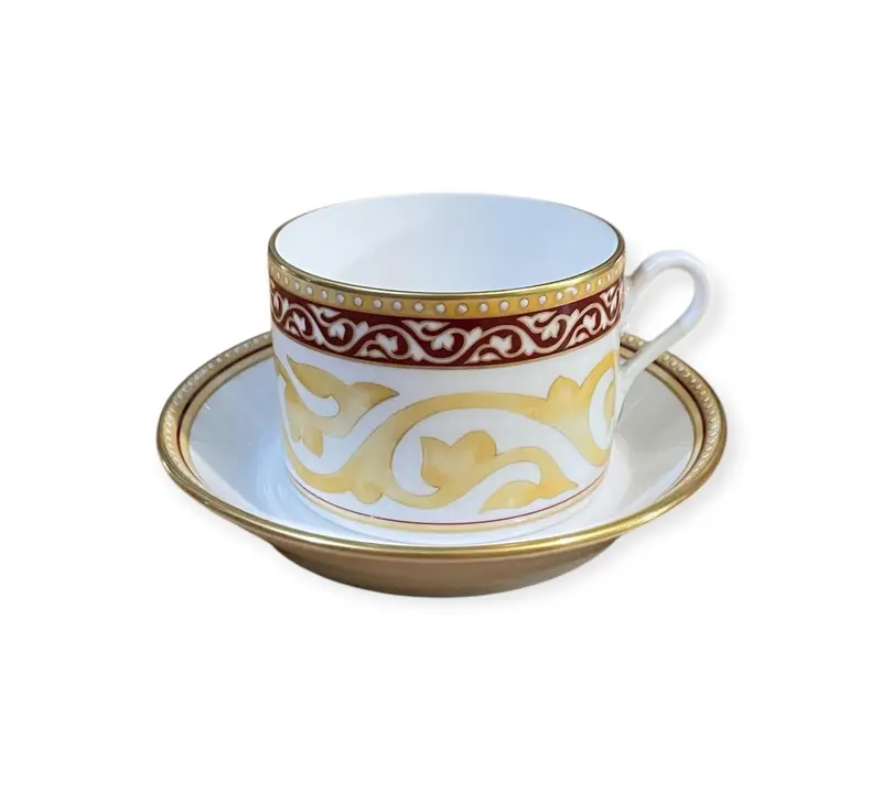 Yellow-Bordeaux And Gold-Edged Tea Cup Set – 6-Piece Porcelain By Richard Ginori 1